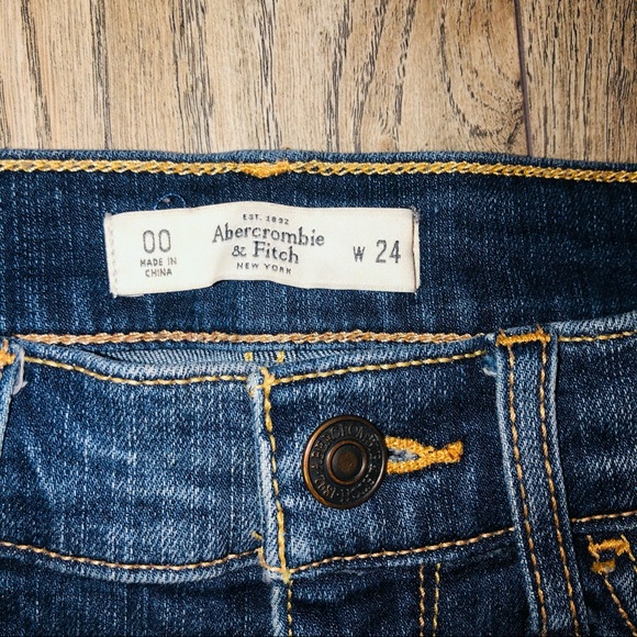 Abercrombie & Fitch Denim Shorts - Picture 2 of 6